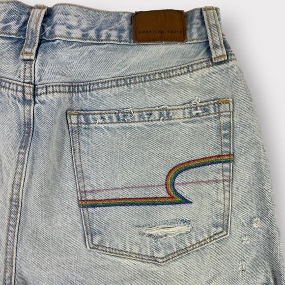 American Eagle Mom High-Rise Cuffed Shorts with Rainbow Pockets - Picture 3 of 8